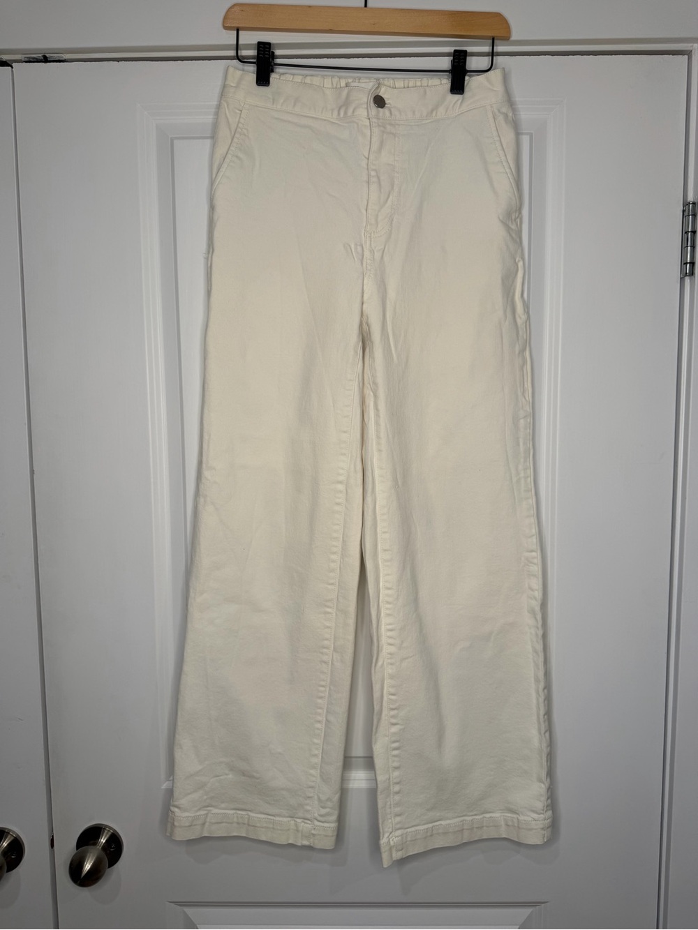 Oak and fort Women's Cream Wide-Leg Jeans